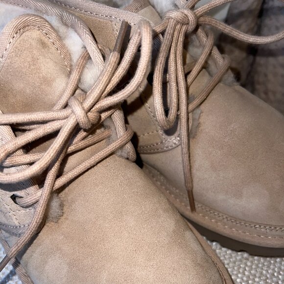 UGG Women’s Neumel Suede Chukka Boots, Size 6 - Sand (Like New) - Picture 10 of 11